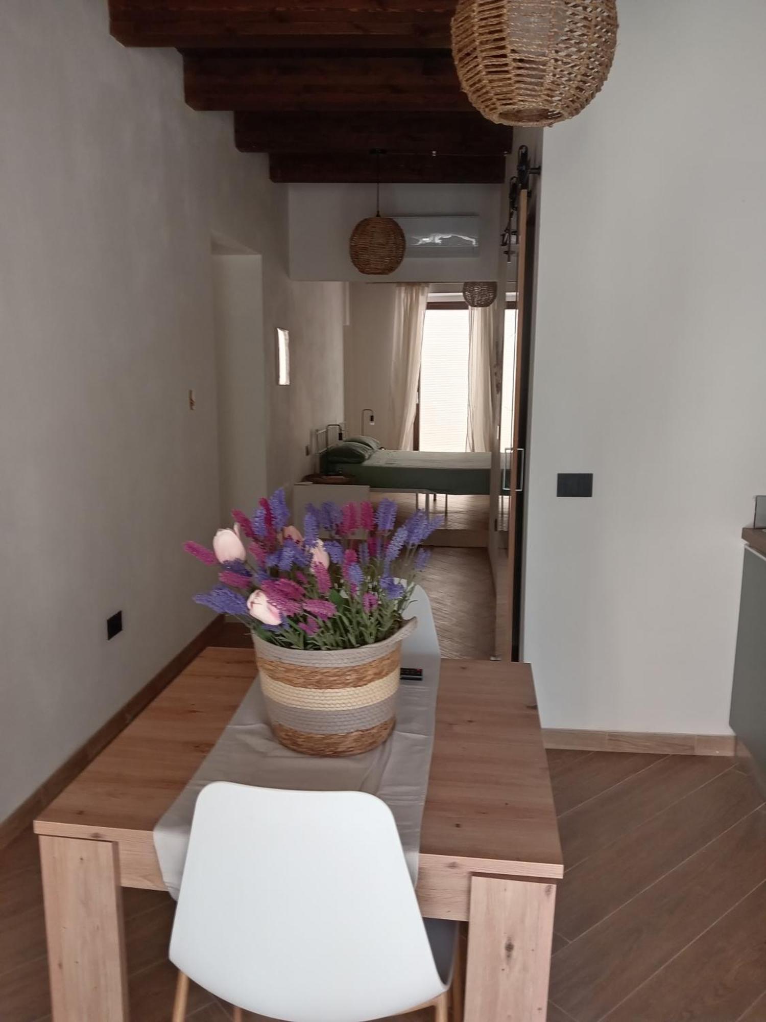La Casa Di Carlotta Apartman Iglesias Kültér fotó